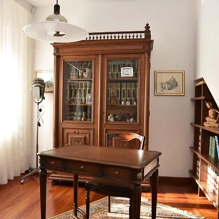 Le Due Isole Bed and Breakfast Νουόρο