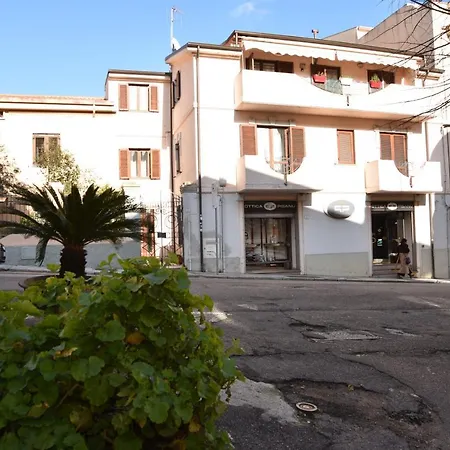 Le Due Isole Bed and Breakfast 4*